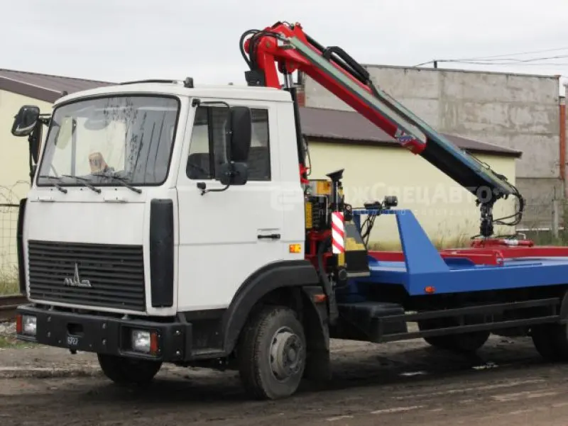 МАЗ 437041