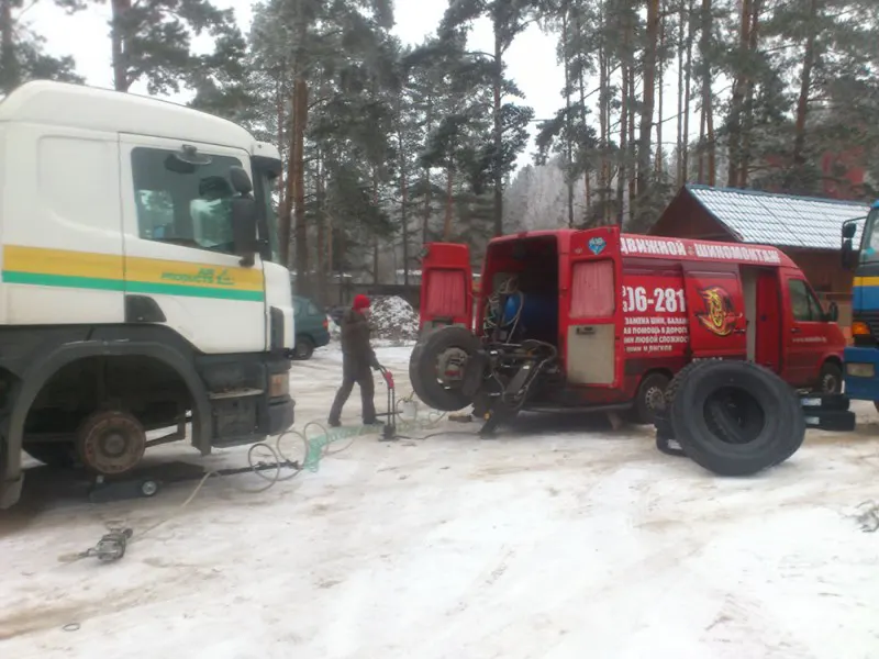 Грузовой мобильный шиномонтаж